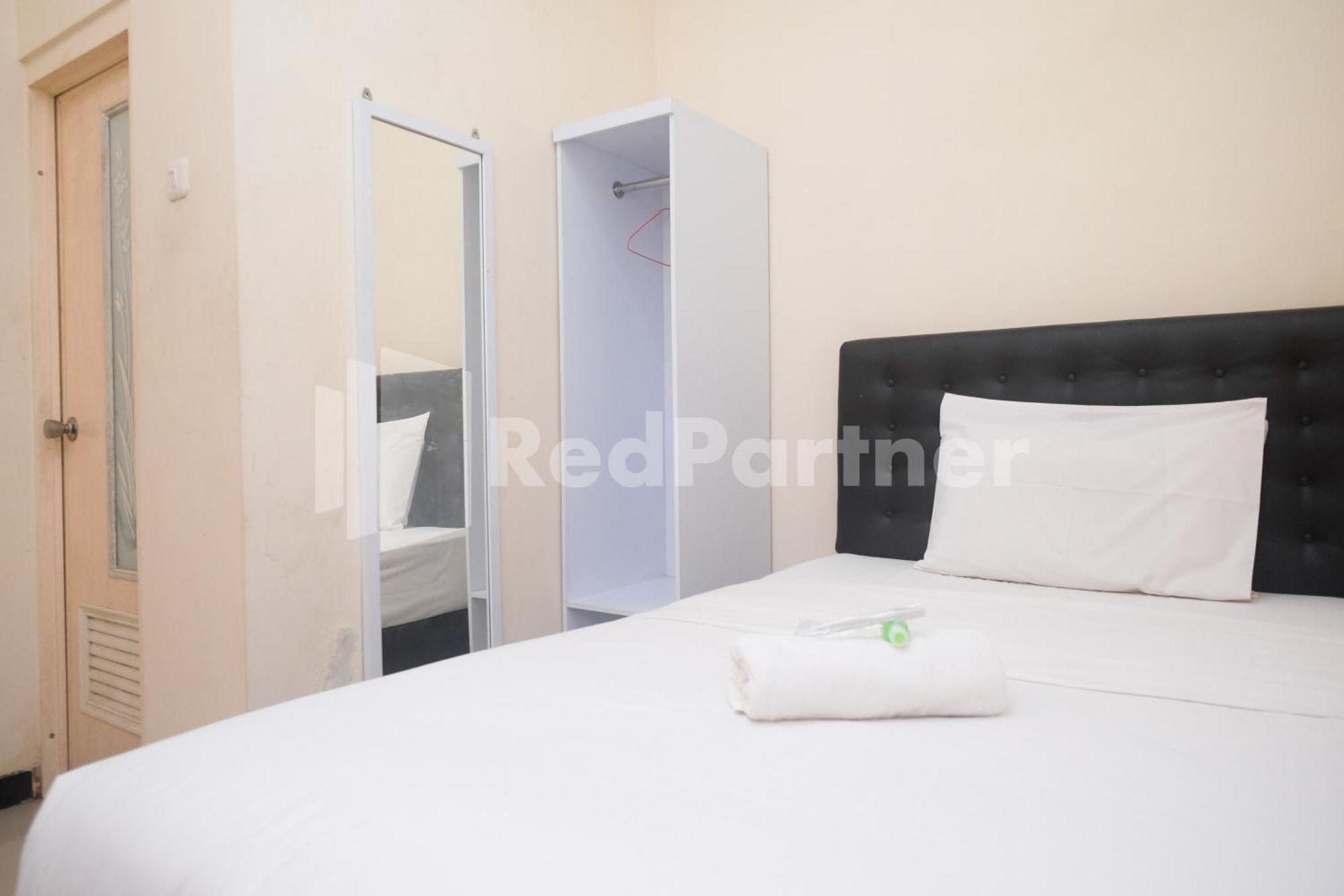 Griya Loka 2 Syariah Near Simpang Lima Mitra Reddoorz Hotel Semarang Exterior foto