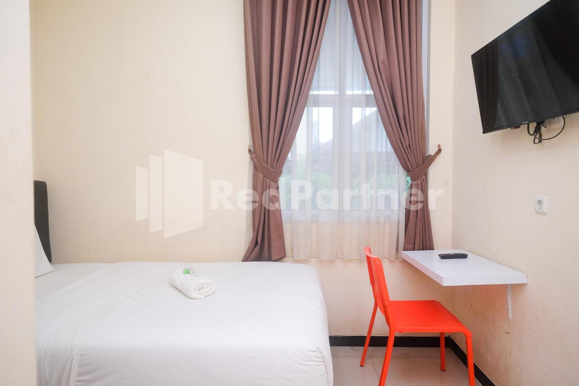 Griya Loka 2 Syariah Near Simpang Lima Mitra Reddoorz Hotel Semarang Exterior foto