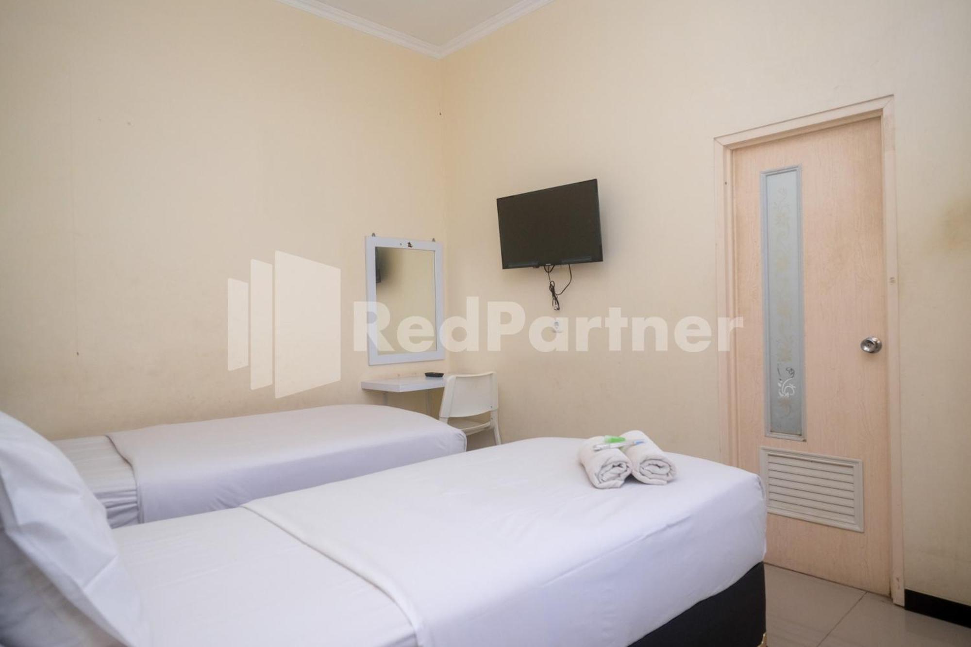 Griya Loka 2 Syariah Near Simpang Lima Mitra Reddoorz Hotel Semarang Exterior foto
