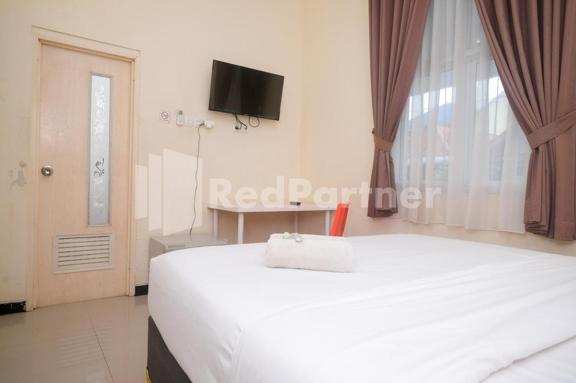 Griya Loka 2 Syariah Near Simpang Lima Mitra Reddoorz Hotel Semarang Exterior foto
