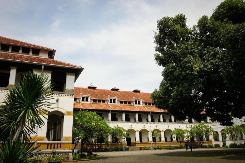 Griya Loka 2 Syariah Near Simpang Lima Mitra Reddoorz Hotel Semarang Exterior foto